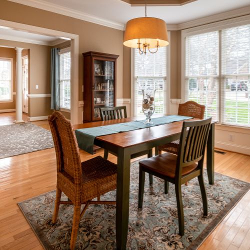 Oriental dining room rug
