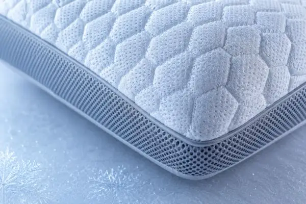 Bear Pillow Review (2026): My Honest 60‑Night Experience 3 Close-up of Bear pillow Double Ice cooling fabric and mesh panel